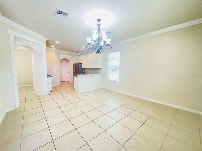 Building Photo - 12058 Silverlake Park Dr