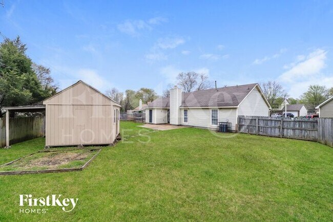 Building Photo - 2079 McGehee Cove