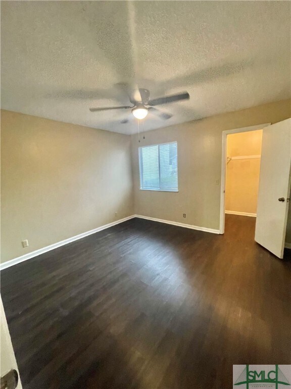 Building Photo - 104 Shoals Dr