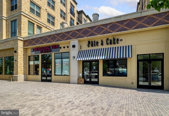 Building Photo - 124 Liriope Place