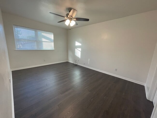 Building Photo - 1306 N 42nd St