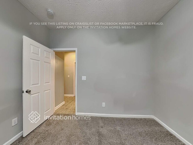 Building Photo - 3930 Medlock Pk Dr