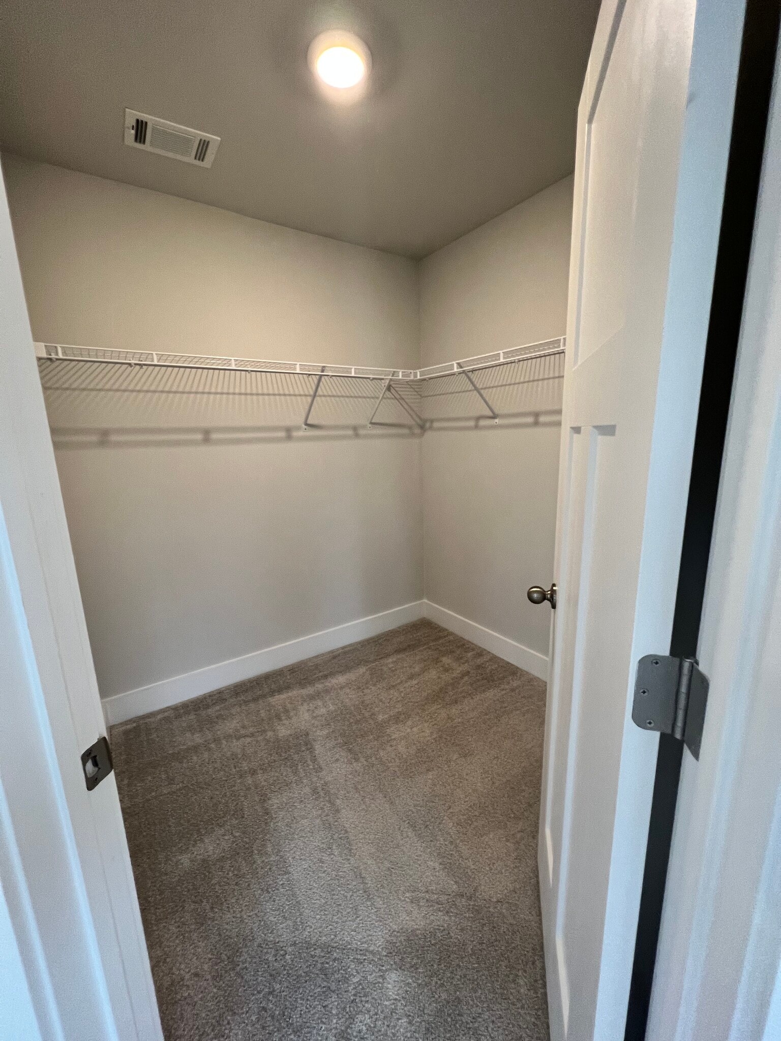 Master Closet - 1397 Maplesmith Way