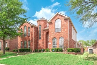 Building Photo - 2313 Hunters Run Dr