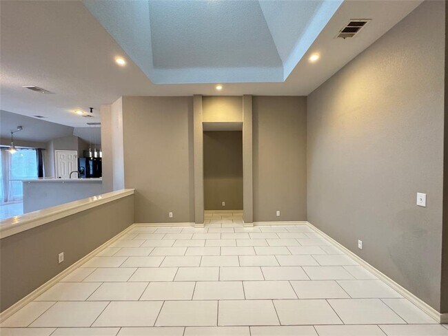 Building Photo - 8116 Manx Dr
