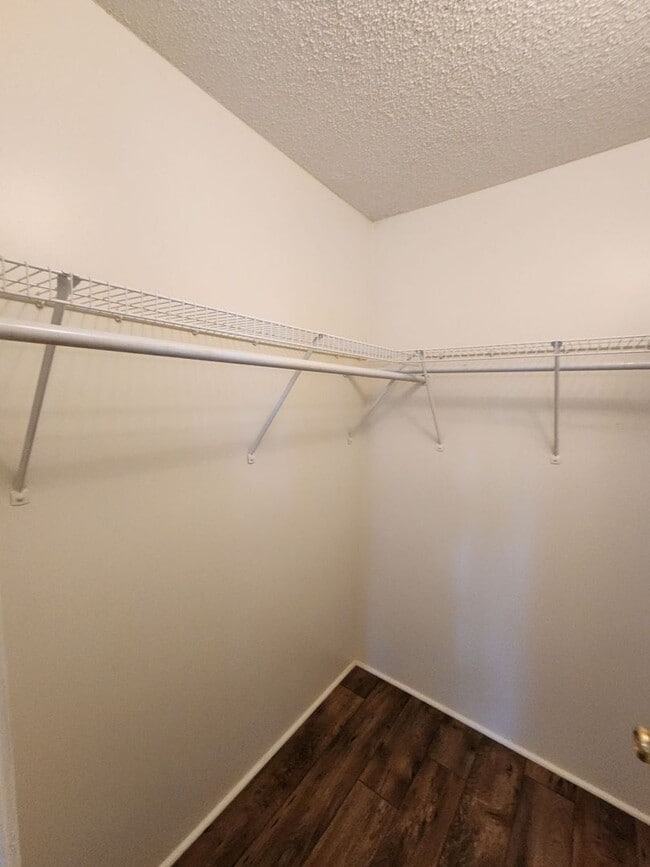 Building Photo - Available Now! 124 Littleton-Midway Park. $300 Off 1st Month's Rent!