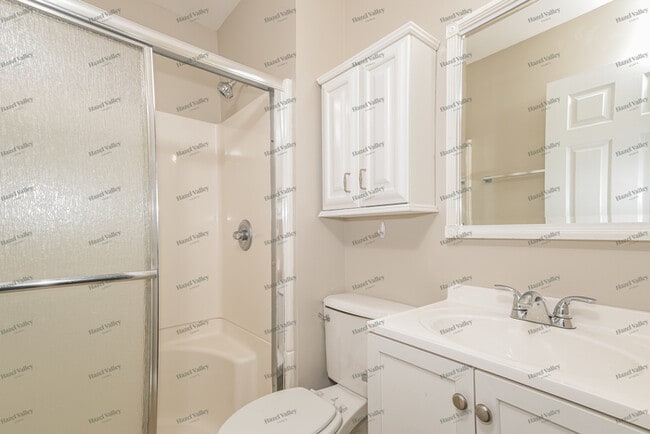 Building Photo - 1579 Matlock Dr