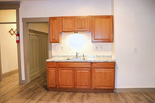 Building Photo - 6 Waumbeck St