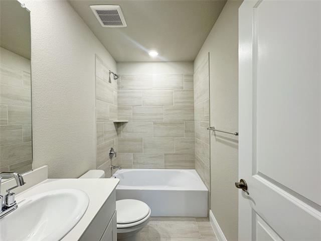 Building Photo - 3713 Canyon Dr
