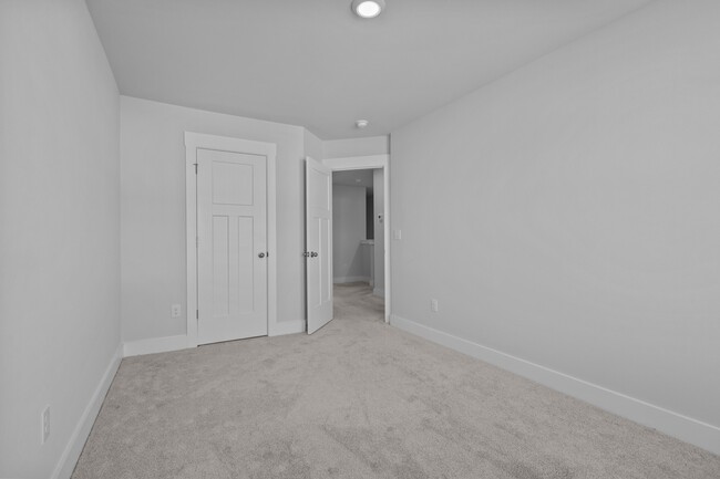 Building Photo - 103 Marston Ln