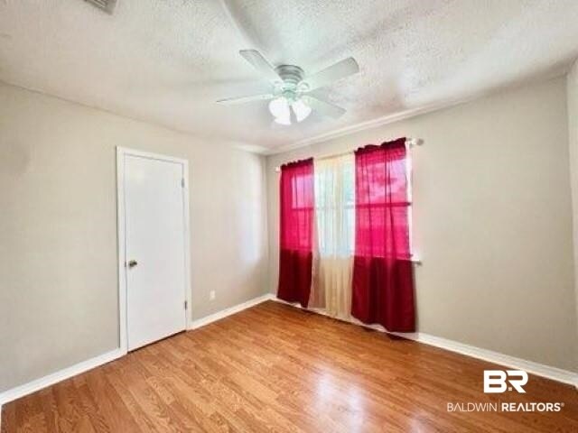 Building Photo - 512 Lake Forest Blvd