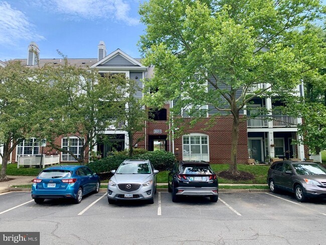 Building Photo - 20311 Beechwood Terrace