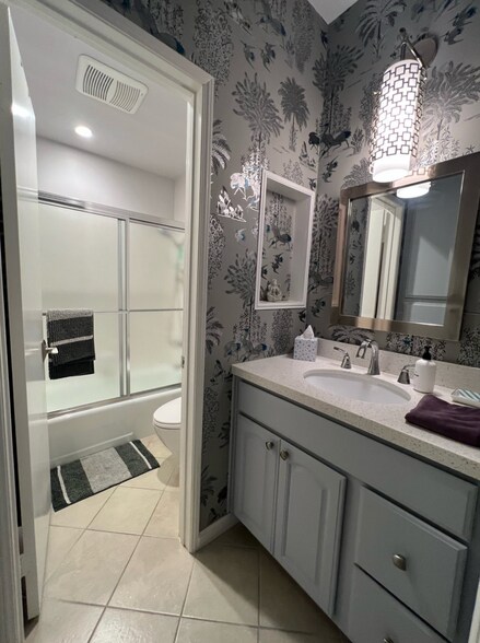 and attached bathroom. - 311 Bora Bora Way