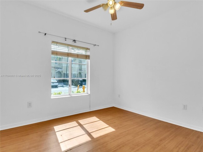 Building Photo - 8432 NW 107th Ct