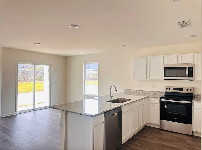 Building Photo - 239 Isabella Way