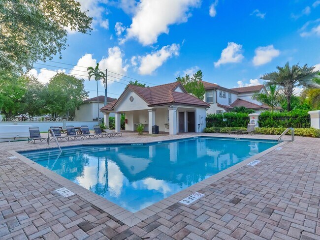 Building Photo - 9719 Darlington Pl