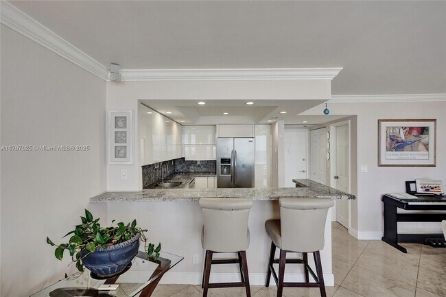 Building Photo - 3180 S Ocean Dr