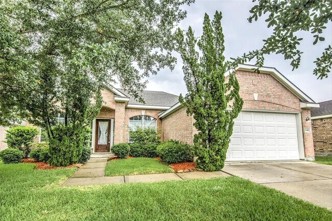 Building Photo - 518 Cedar Branch Dr