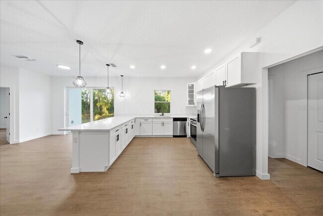 Building Photo - 6464 Ohio Rd