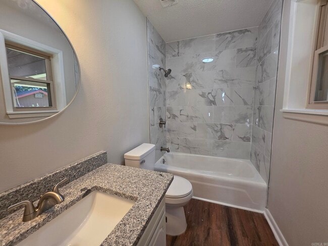 Building Photo - 3 Apache Dr