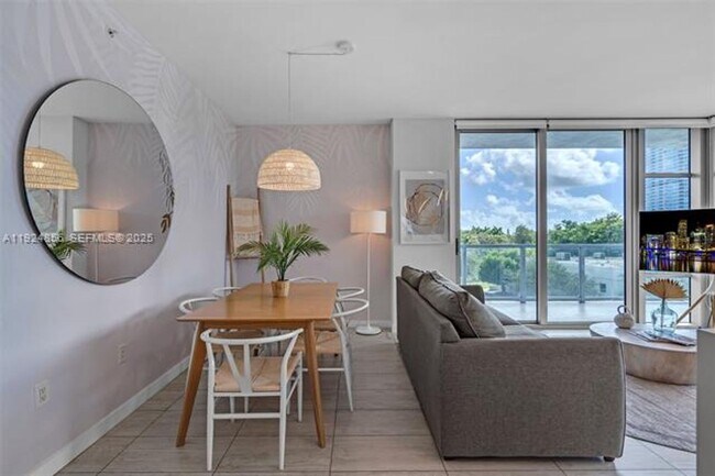 Building Photo - 3900 Biscayne Blvd