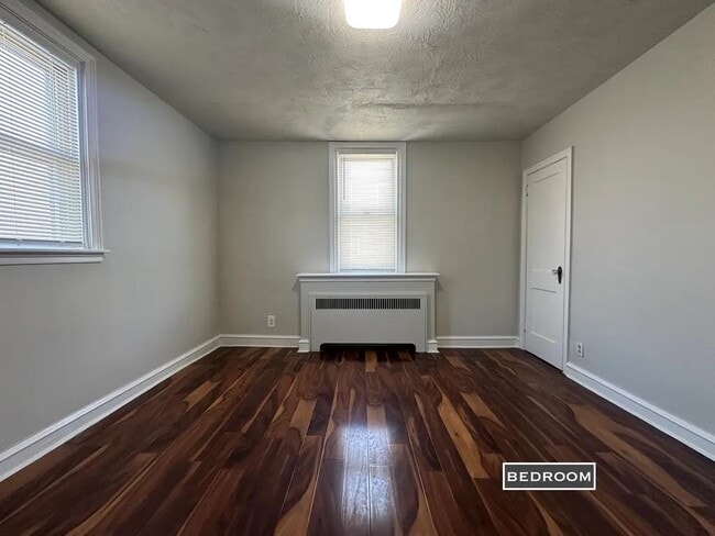 Building Photo - 4401 Oakmont St