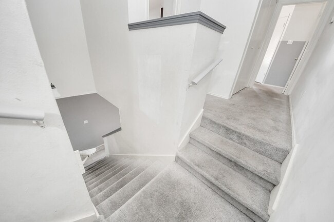 Building Photo - 10217 Teneha Dr