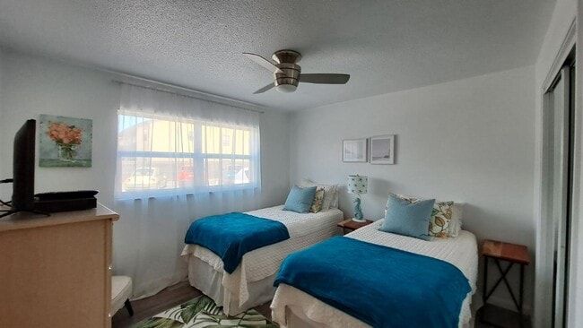 Guest Bedroom - 5600 N Banana River Blvd