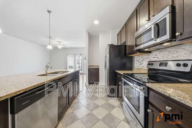 Building Photo - 4304 Cattail Ln