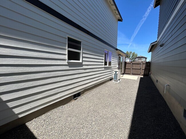 Building Photo - 50% Off Rent! Brand New 3 Bed, 2.5 Bath Home with Open Concept & 2-Car Garage