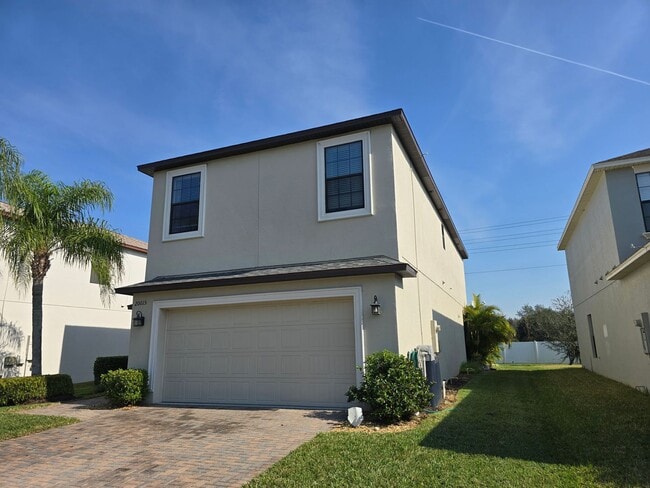 Building Photo - Beautiful Home in the Gated Community of Live Oak – New Tampa