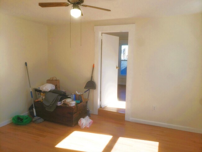 Building Photo - 26 Arlington St