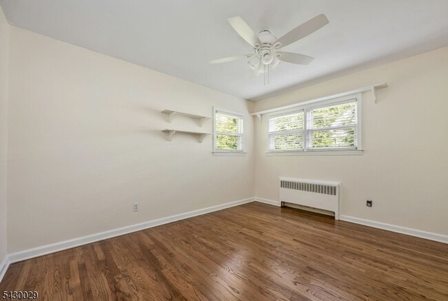 Building Photo - 31 Stonefield Rd