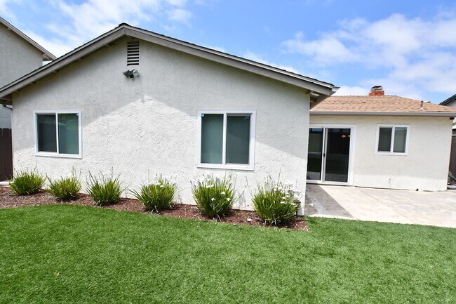 Building Photo - Single Story home in Heart of Mira Mesa