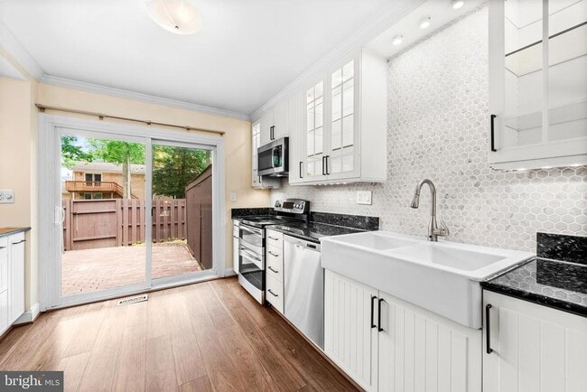 Building Photo - 2909 Espana Ct