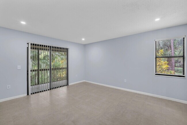 Building Photo - 12970 Dartford Trail