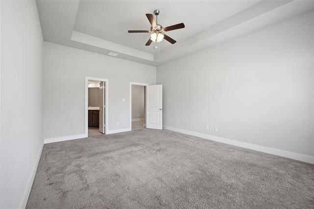 Building Photo - 3916 Trenton Pl