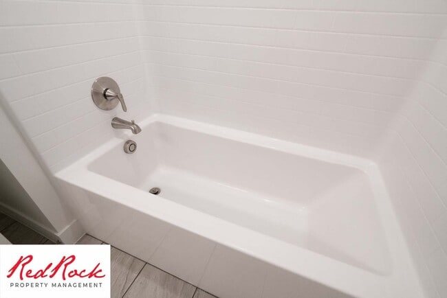 Building Photo - Come Live in the Desirable Sage Canyon Neighborhood!