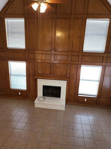 Building Photo - 3335 Briaroaks Dr