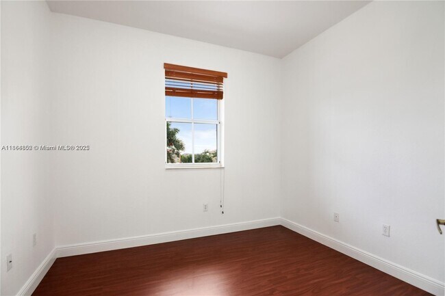 Building Photo - 10805 NW 89th Terrace