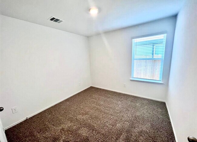 Building Photo - 14220 Fern Meadows Dr