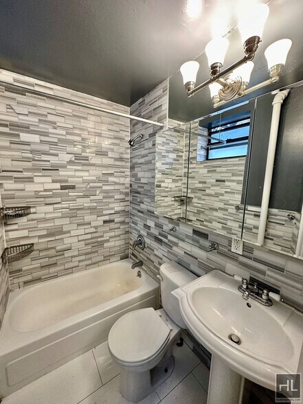 Building Photo - E 13TH ST.