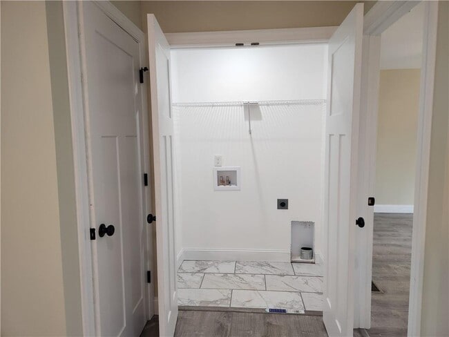 Building Photo - 280 Grand Oak Ln