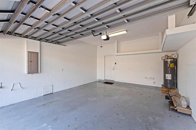 Building Photo - 618 Saxony Blvd