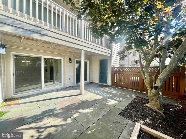 Building Photo - 6908 Sandra Marie Cir