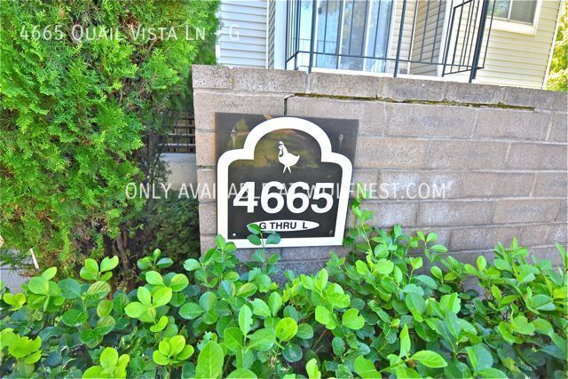 Building Photo - Remodeled 1 Bed Millcreek Condo! No Deposi...