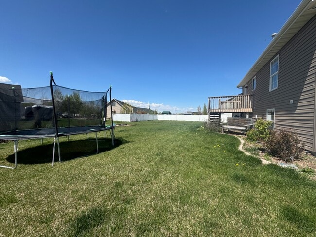 Building Photo - 3261 S 1500 W