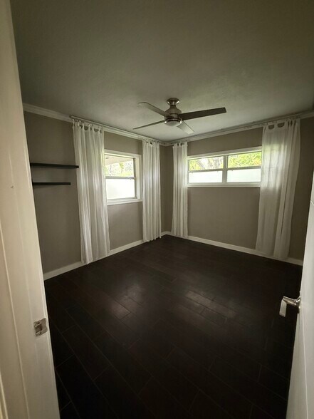 Building Photo - 414 Bywater Dr