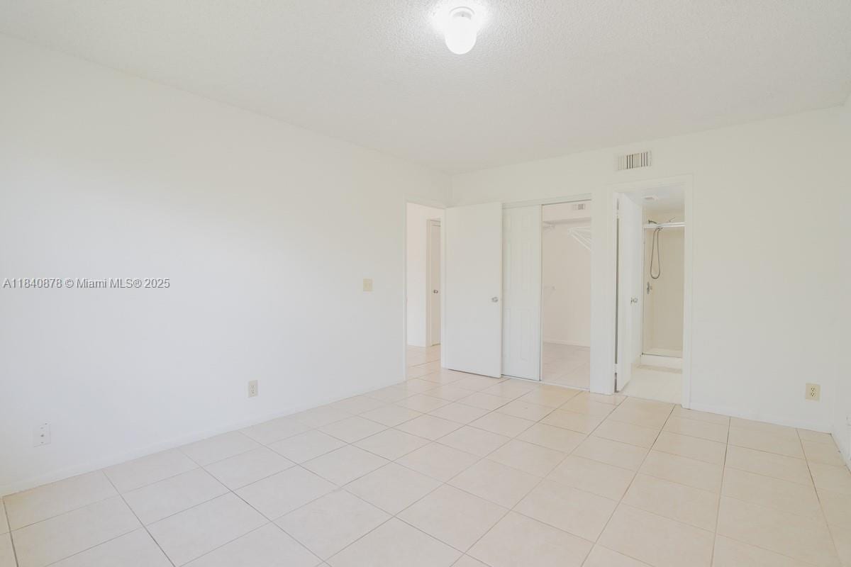 Building Photo - 9033 Wiles Rd