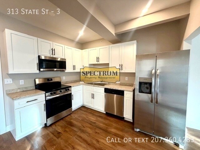 Building Photo - 313 State St